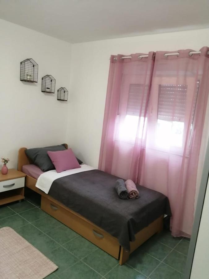 Holiday House Lara Starigrad Paklenica Exterior foto