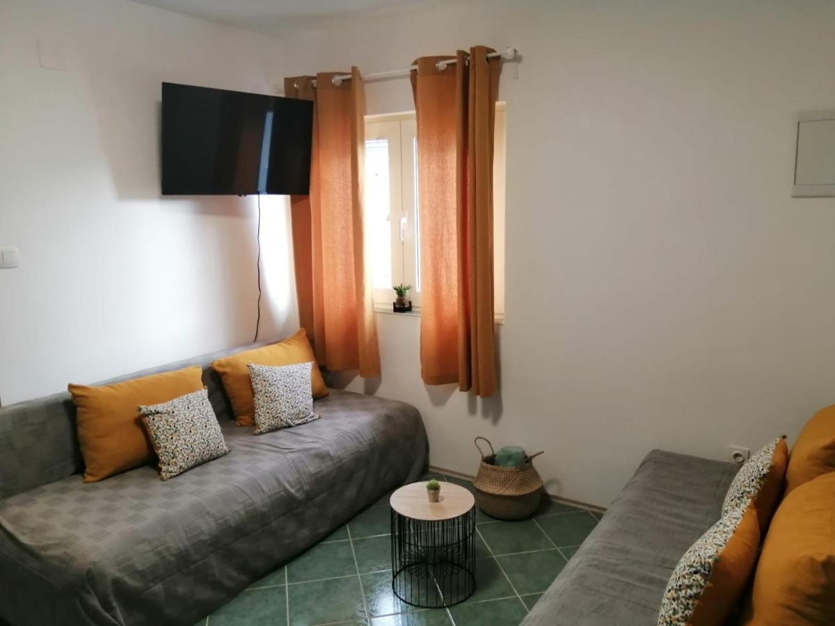 Holiday House Lara Starigrad Paklenica Exterior foto